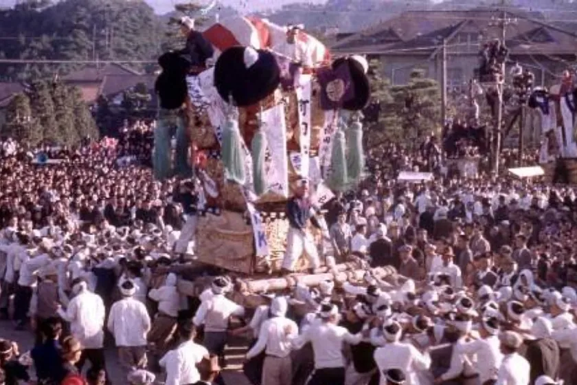 新居浜太鼓祭りの歴史紹介スライド05